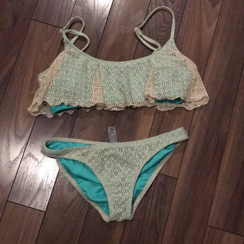 RAISINS 2pc Bralette and Bikini Bottom Jun…